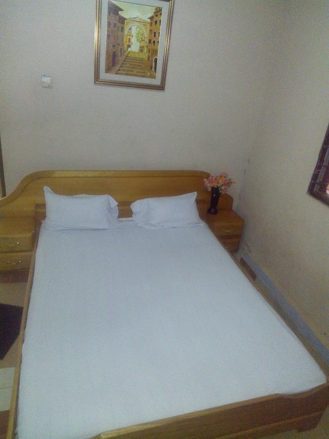 Open Space Hotel Кумаси Екстериор снимка